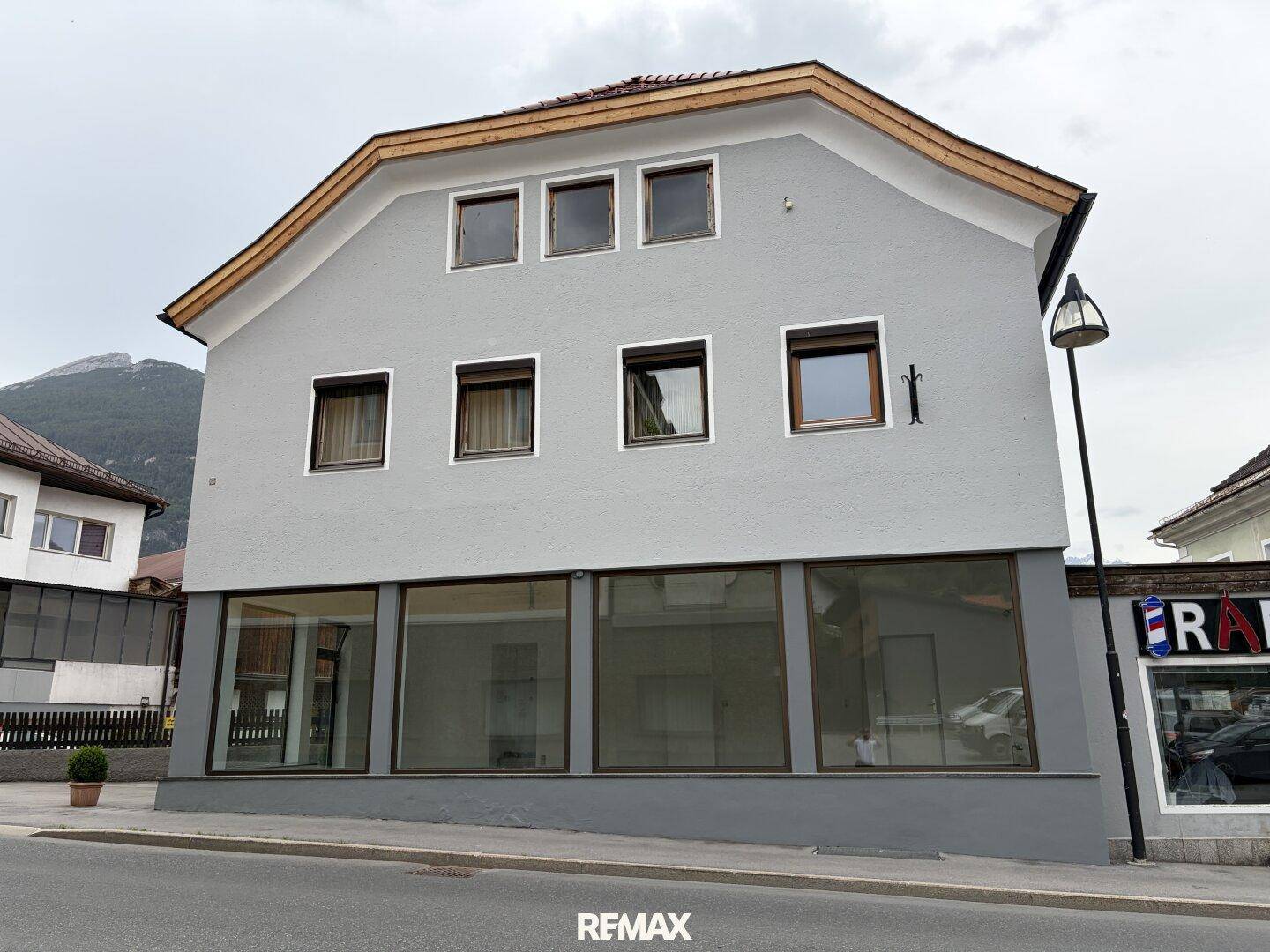 Zentral gelegenes Geschäftslokal zum Mieten! - Ansicht 2
