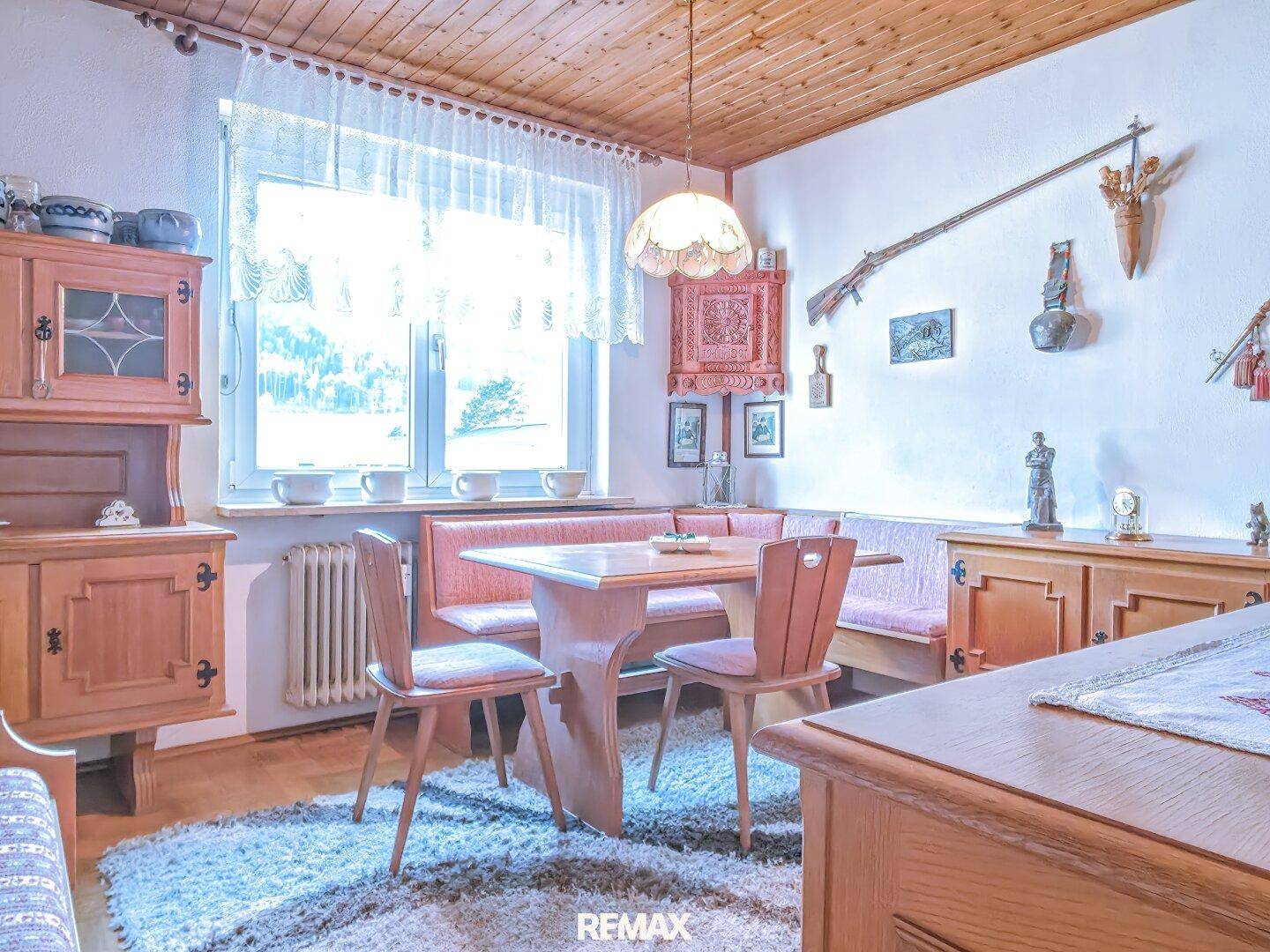 4-Zimmer-Wohnung mit Balkon und optionaler Garagenbox in ruhiger Aussichtslage nahe der Dr.-Stumpf-Straße - Ansicht 6