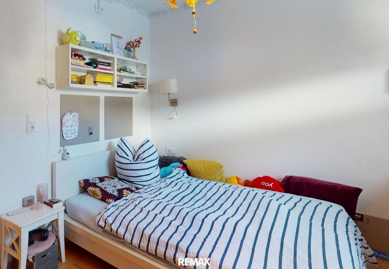 Niederthai - Betreiberwohnung - EG - Zimmer II