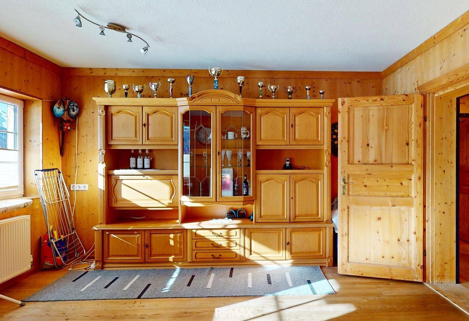 Niederthai - Betreiberwohnung - EG - Wohnzimmer