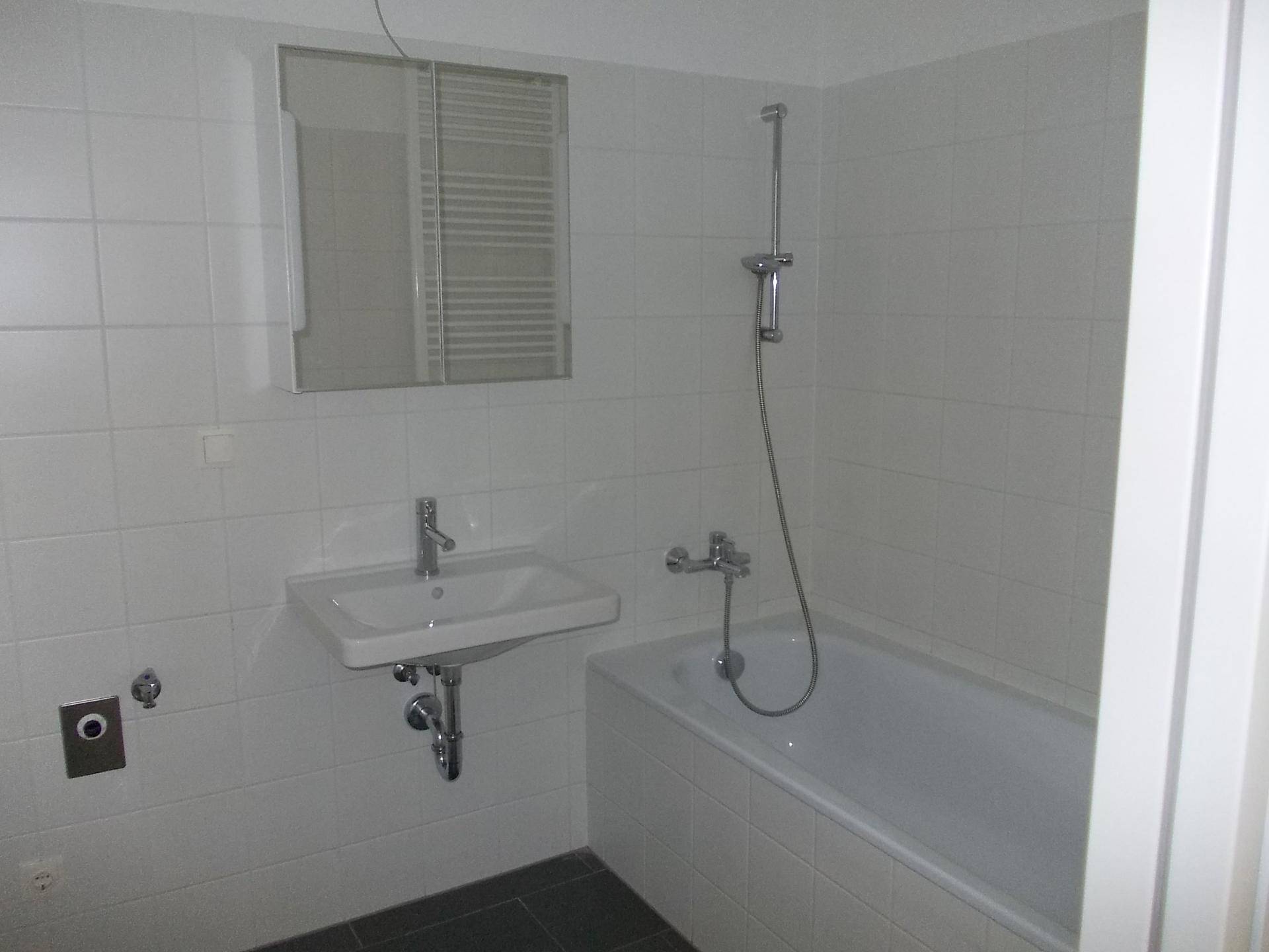 PROVISIONSFREI KASTNERGASSE wunderbare 2-Zimmerwohnung mit Balkon - Mehr
