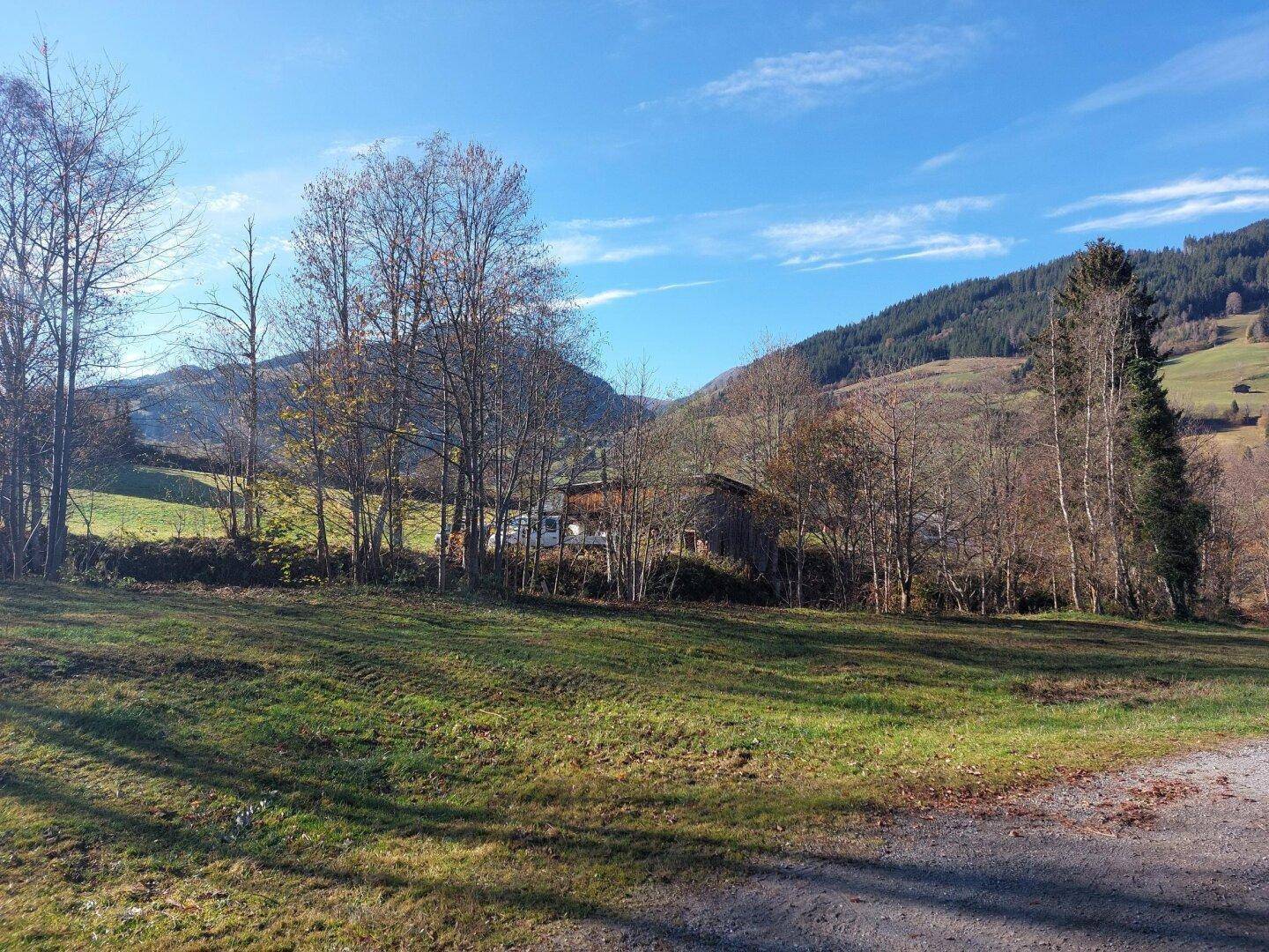 Traumhafter Freizeitwohnsitz in Aurach mit Kaiserblick und Riesen Potential! – pohled 3