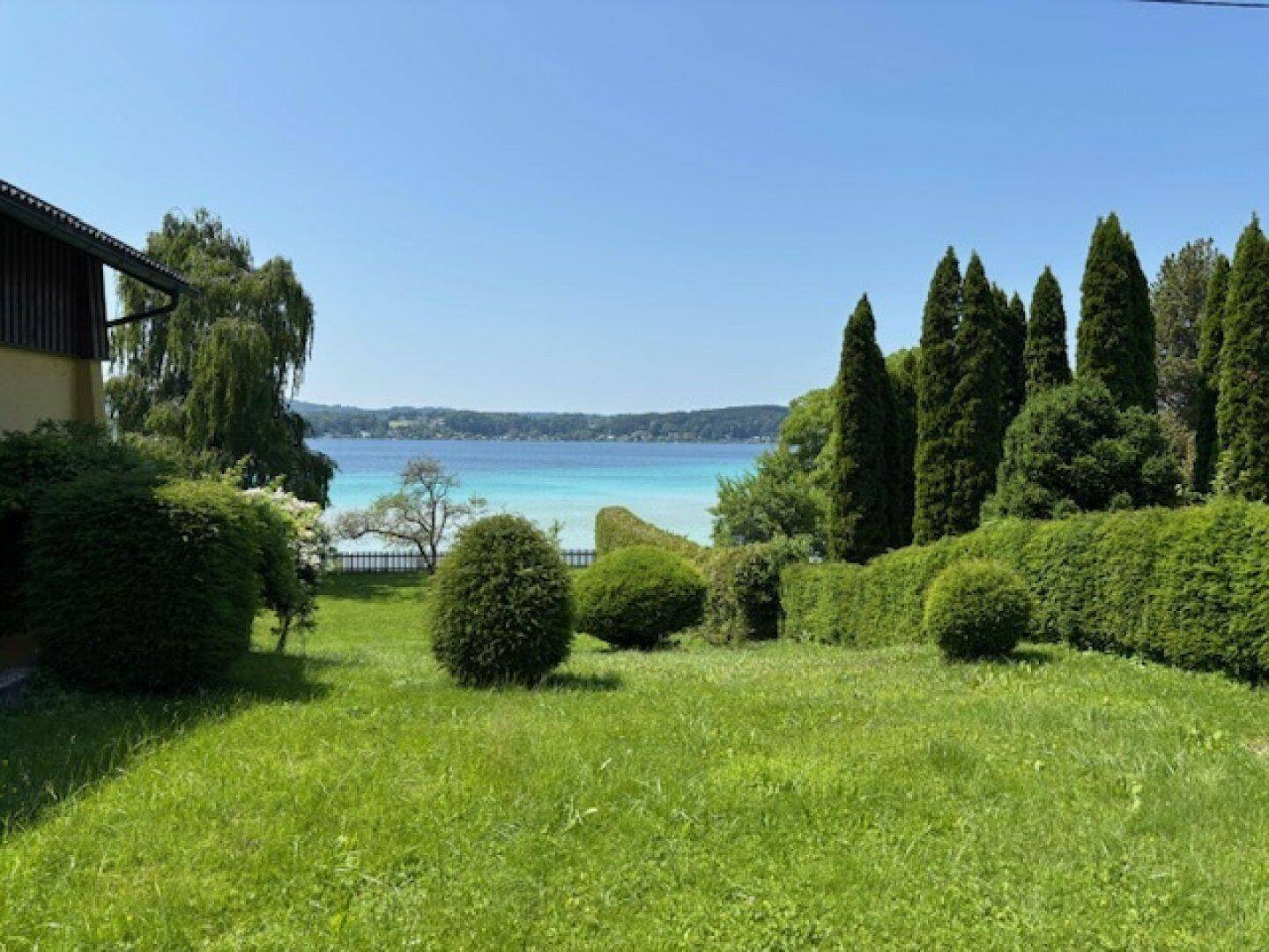 Traumhafte See-Liegenschaft in bester Lage am Attersee! - Ansicht 2