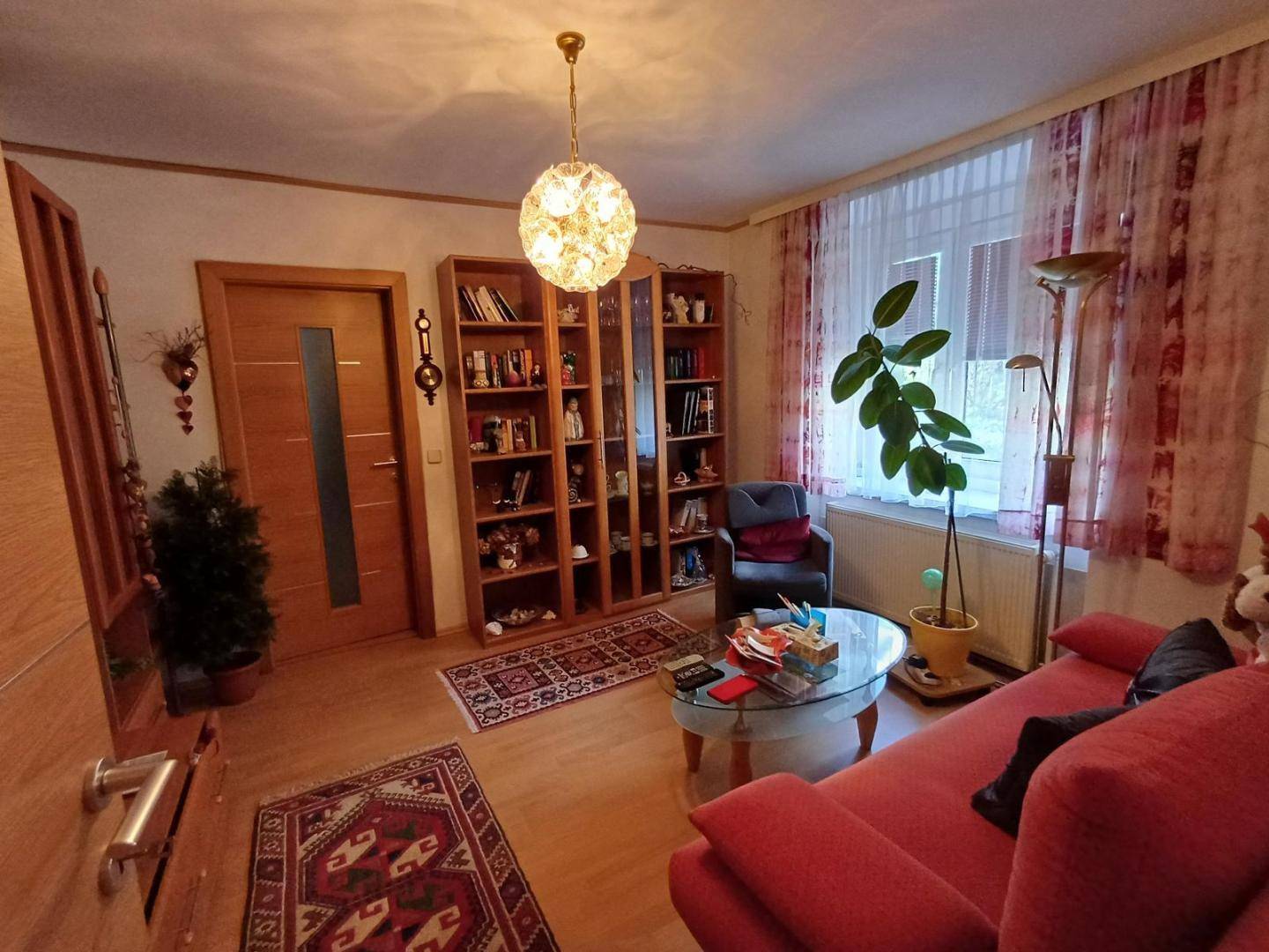 K1600_20250409_111258_Wohnzimmer