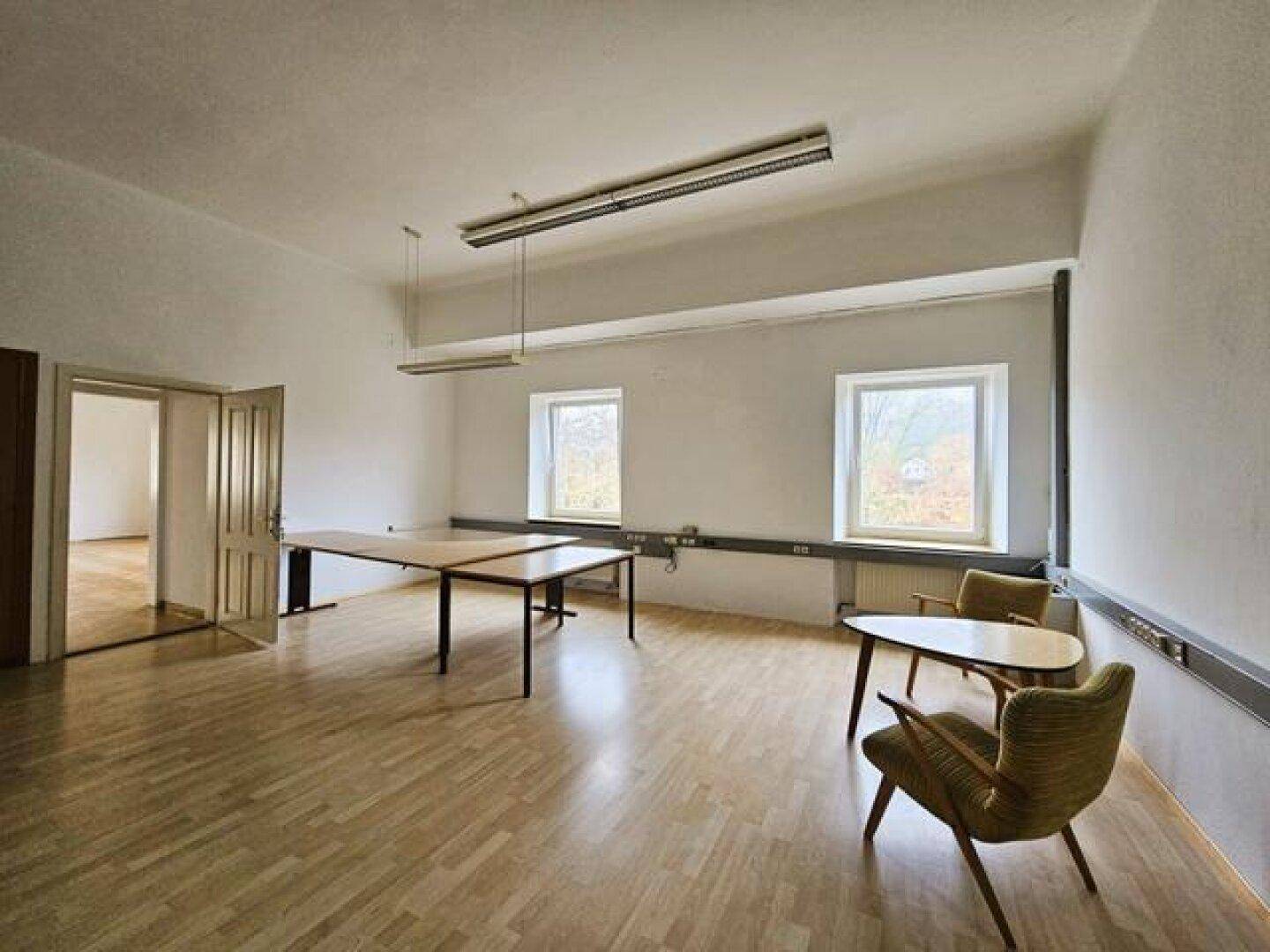 2-Raum Büro in historischem, ehemaligen Direktionsgebäude! – pohled 3