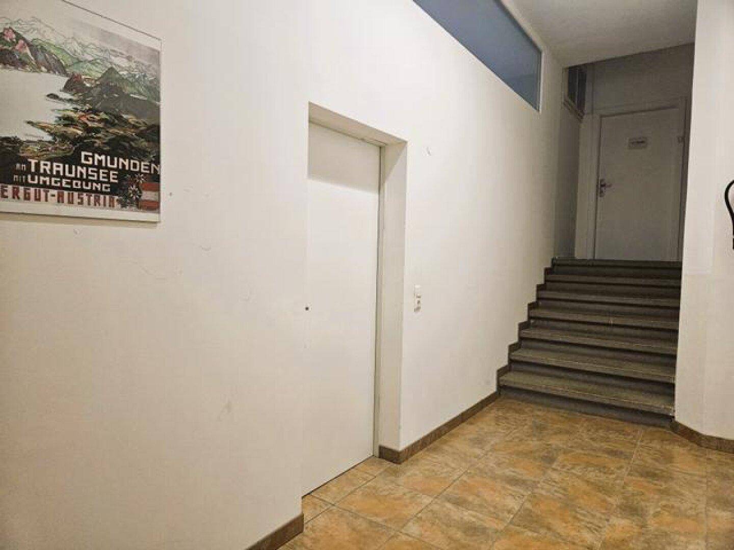 2-Raum Büro in historischem, ehemaligen Direktionsgebäude! – pohled 5