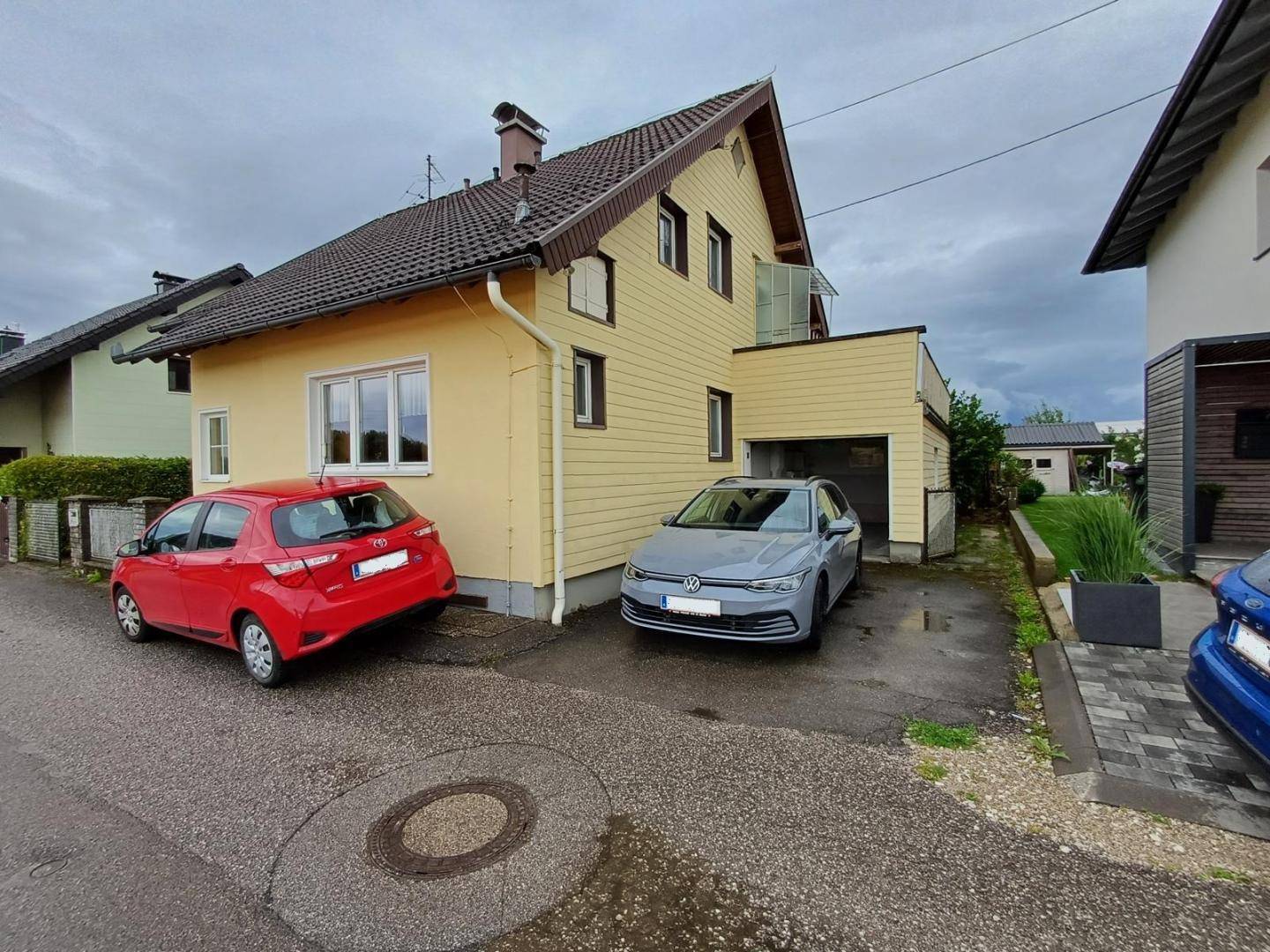 Haus_Westseite_mit_Garage_quer_x