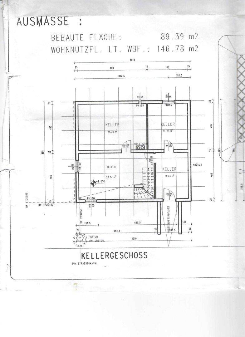 Grundriss des Kellergeschosses mit Aufteilung in mehrere Kellerräume und Flächenangaben.