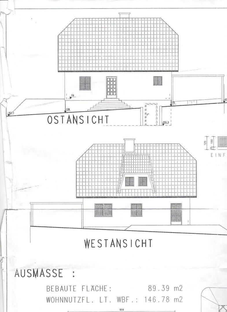 Architektonische Ansichten des Hauses von Ost und West mit Dachform und Fensterdetails.