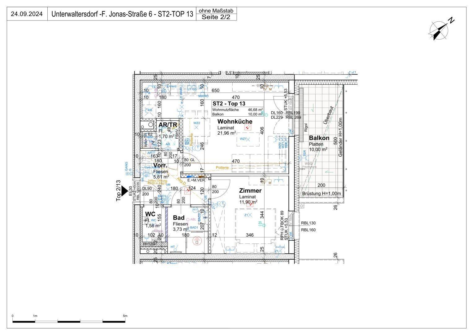 Detaillierter Grundriss mit Bemaßungen für Wohnküche, Zimmer, Bad und Balkon.