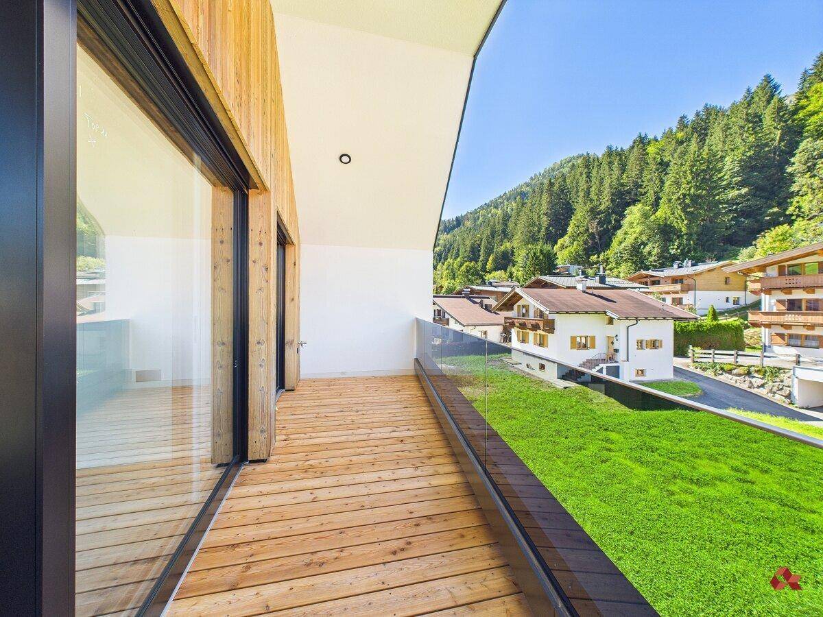 Balkon SZ und Bad