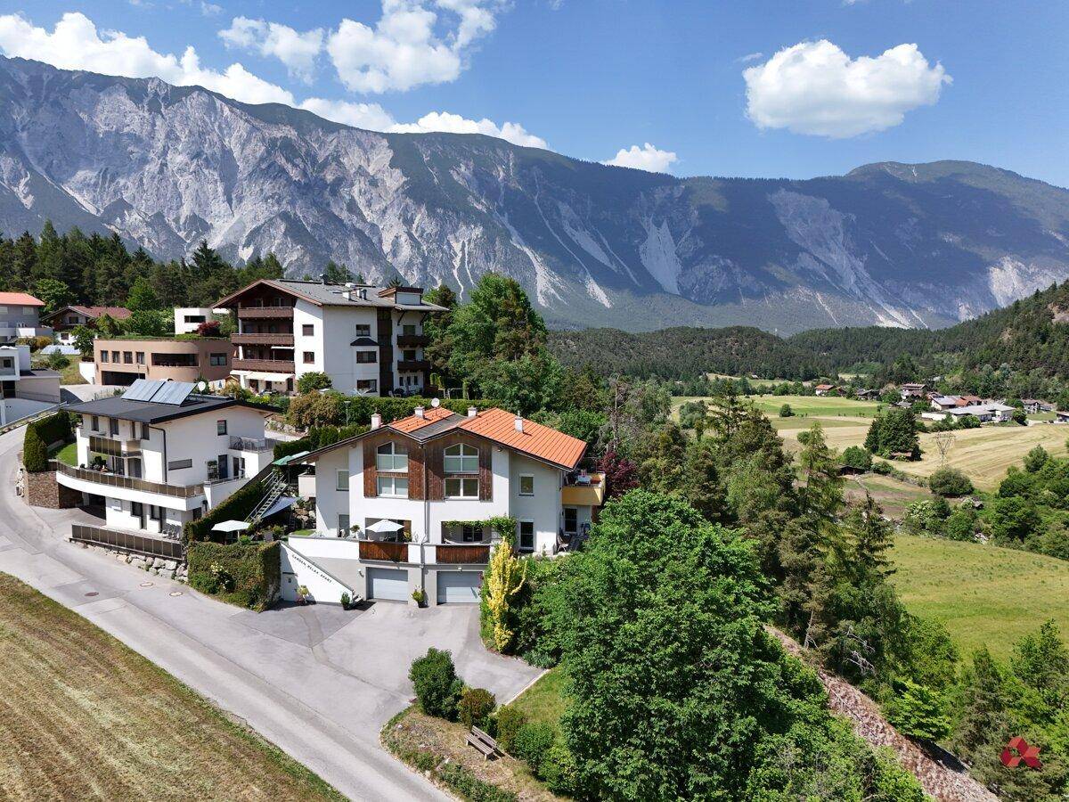Doppelhaushälfte in Sautens (Ötztal) mit Blickins Grüne und ansprechender Außenanlage - Ansicht 4