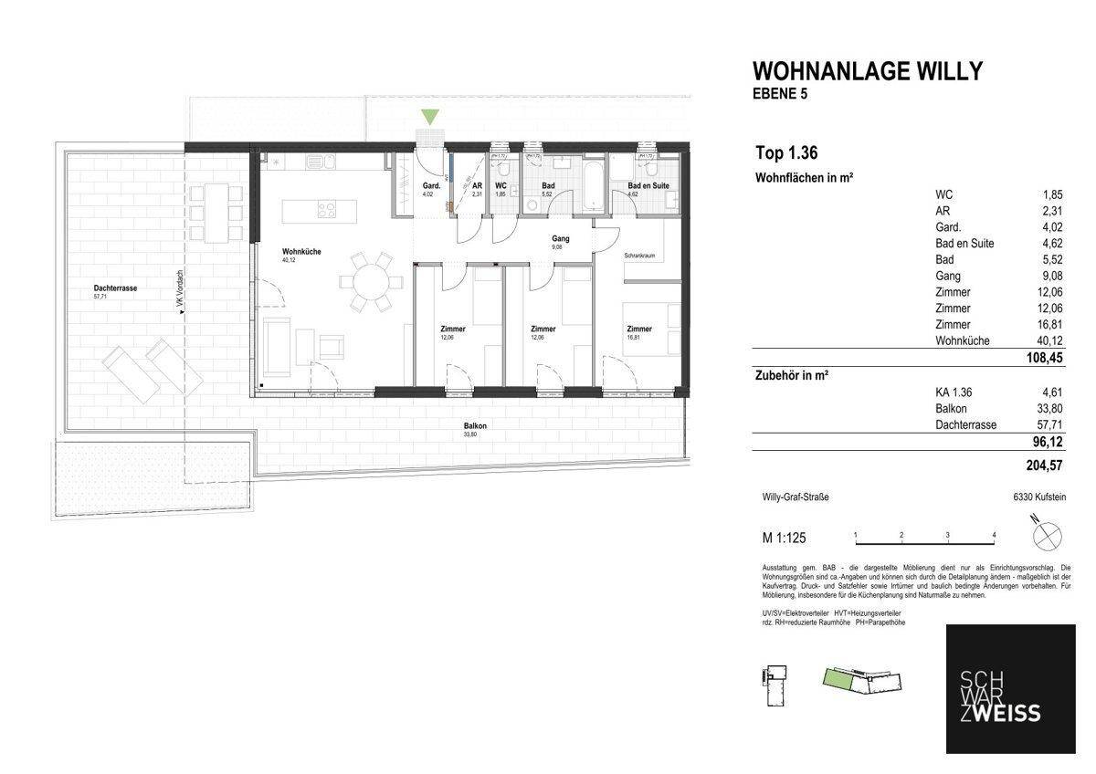 Detaillierter Grundriss einer Wohnung mit drei Zimmern, Balkon und großer Dachterrasse.