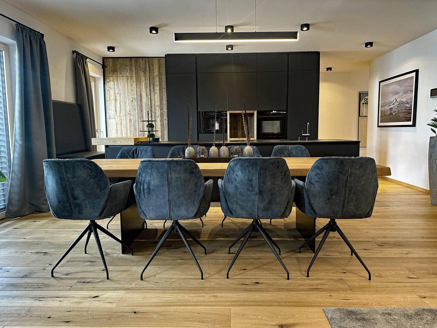 Schicke Wohnung im Chalet-Stil in Zentrumsnähe - Ansicht 3