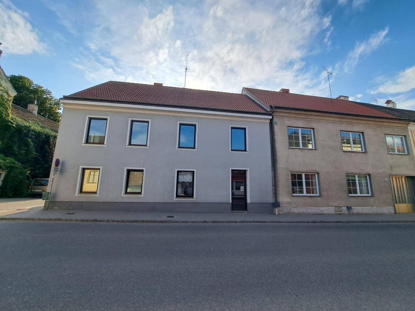 +++WEINVIERTEL+ TOP LAGE, TOP GELEGENHEIT +2 HÄUSER + IDEAL FÜR 2 FAMILIEN + INKL. GESCHÄFTSLOKAL ehemaliger Metzgerbetrieb mit großem Potenzial +40 MINUTEN VON WIEN ENTFERNT - Ansicht 5