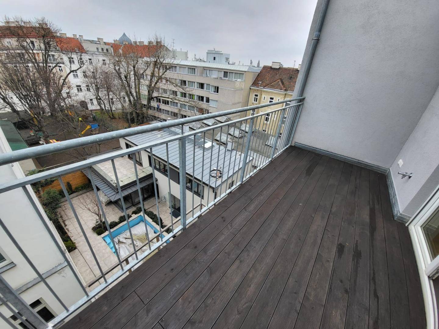 Balkon vom Schlafzimmer