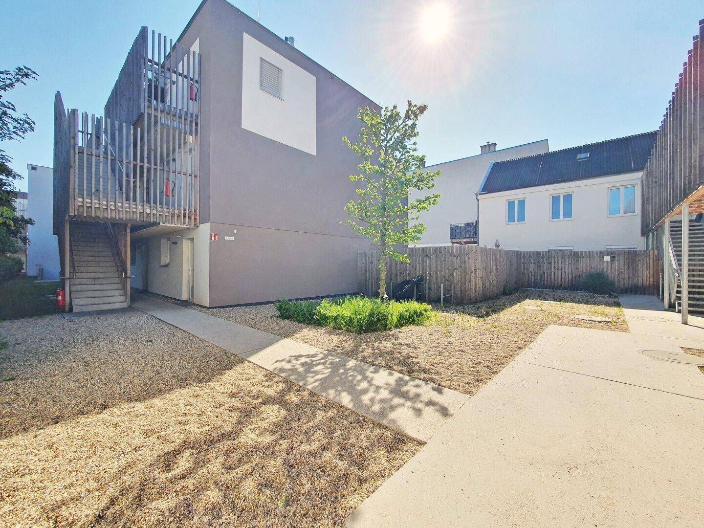 NEUBAU