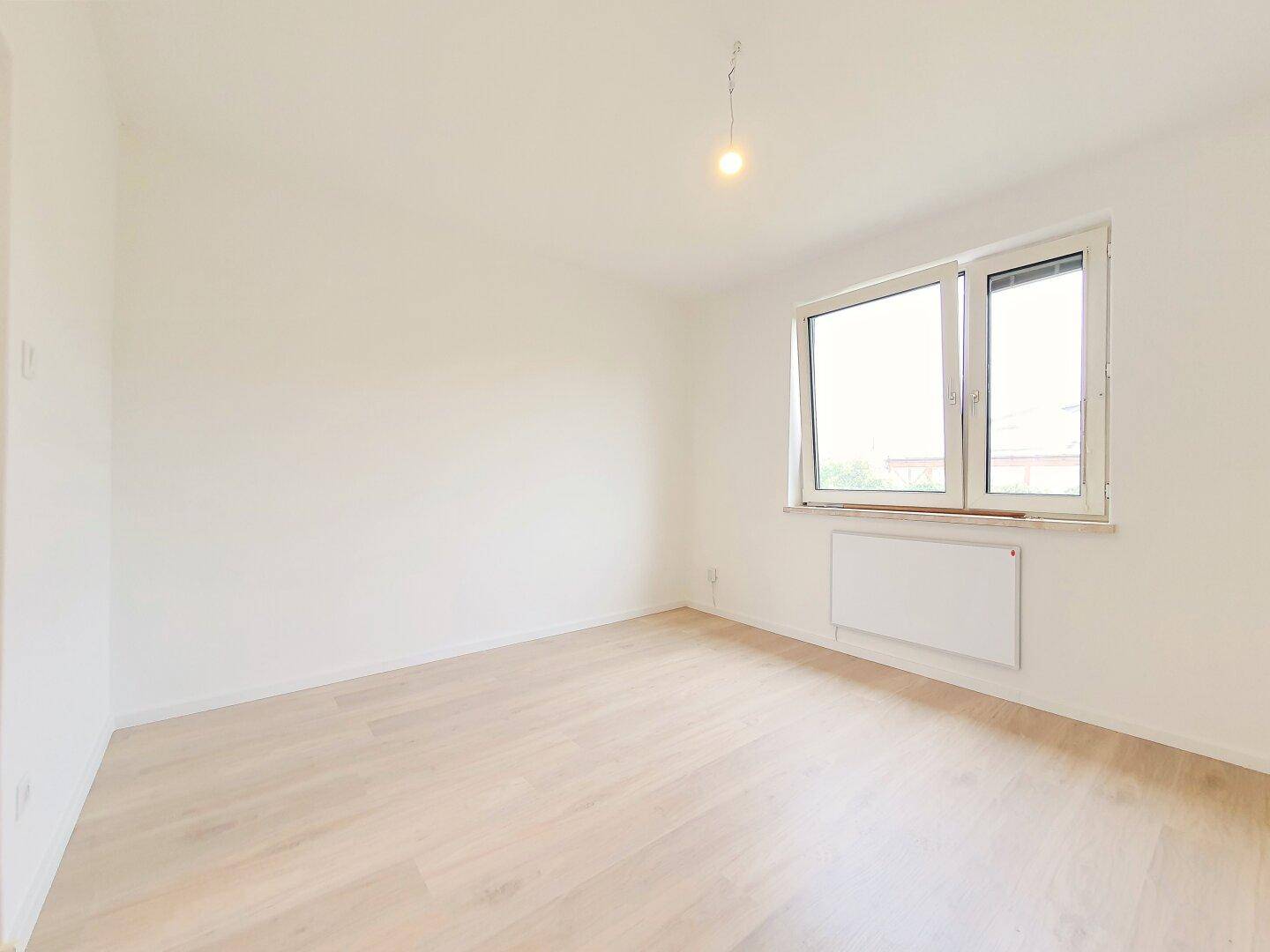 geräumiges Schlafzimmer 3