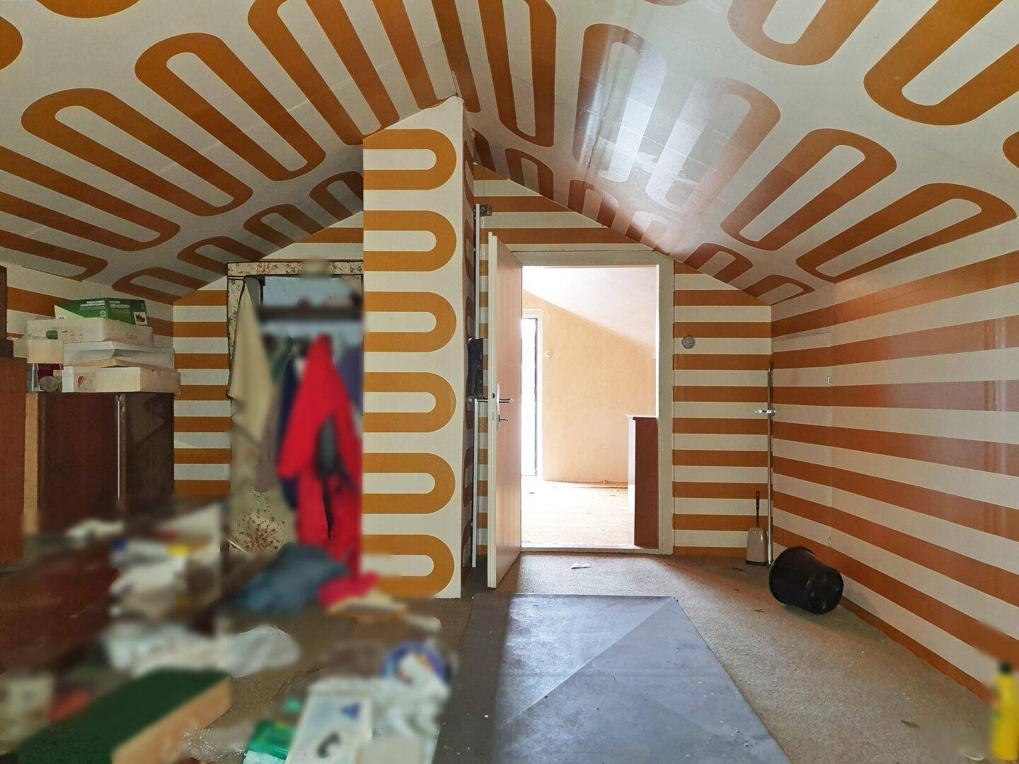 Dachboden / großer Stauraum
