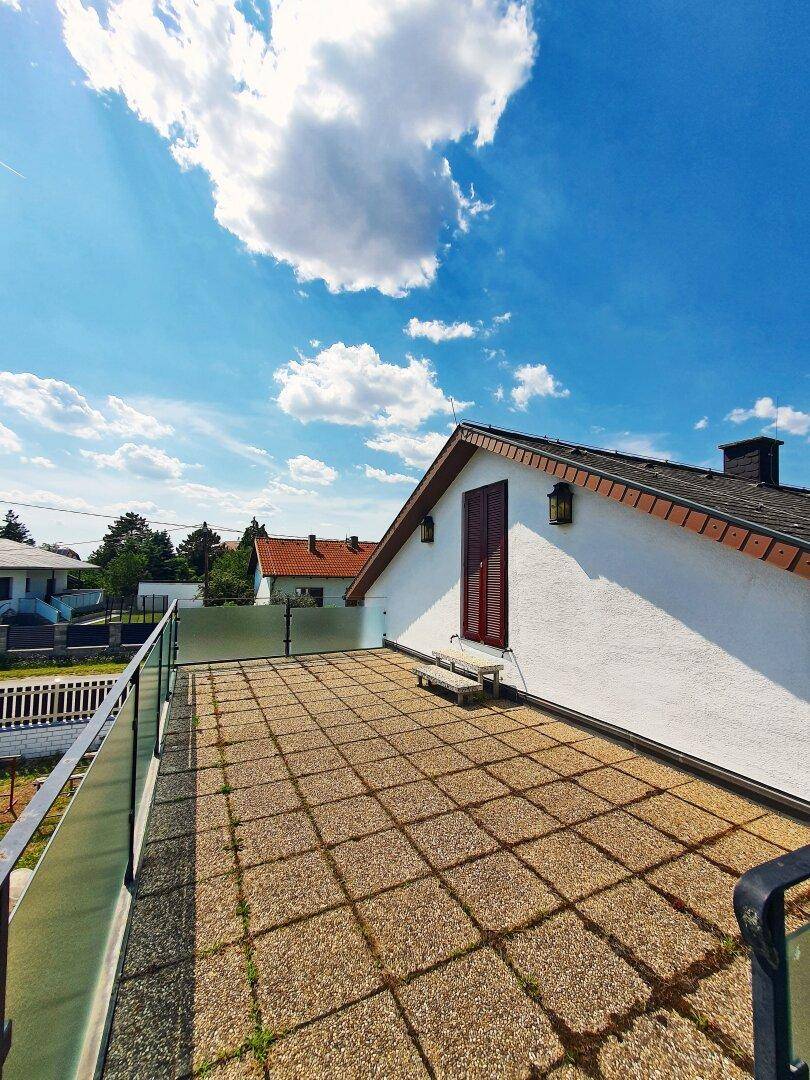 Terrasse 2 ca. 20 m2 / Dachboden
