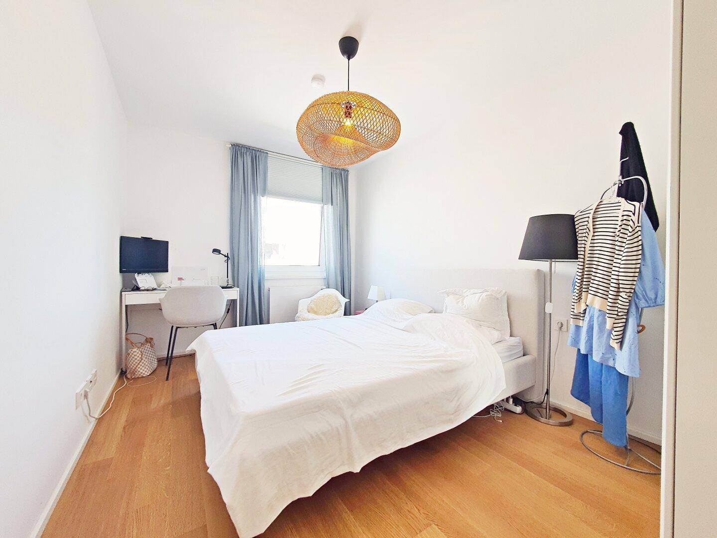 Schlafzimmer 2