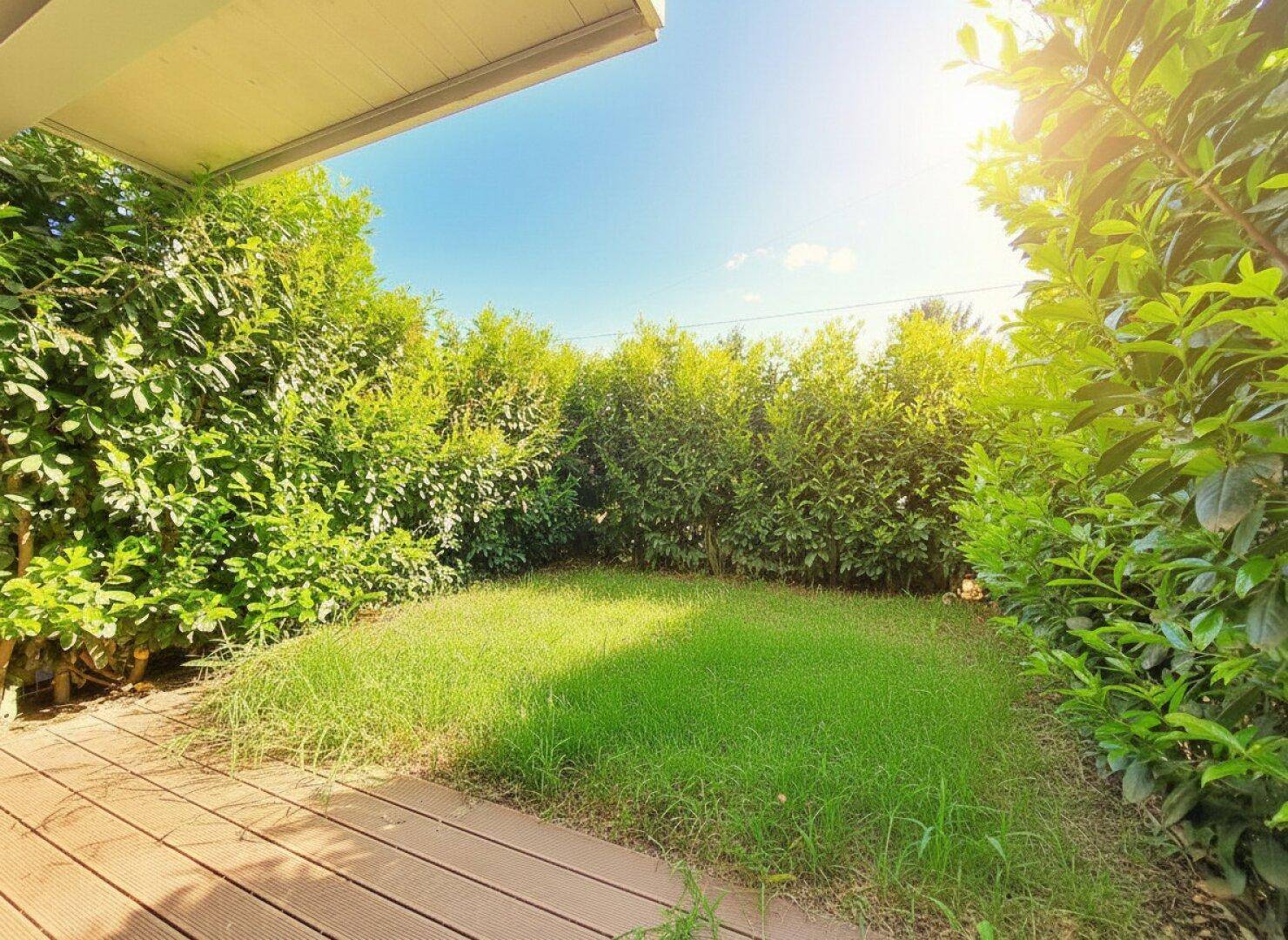 ++NEU++ TOP für Familien &amp; Anleger! Hochwertiges Reihenhaus mit Garten und perfekter U1-Anbindung! PKW-Stellplatz, Eigengarten, Südwest-Terrasse, Sonne+++ - Ansicht 4