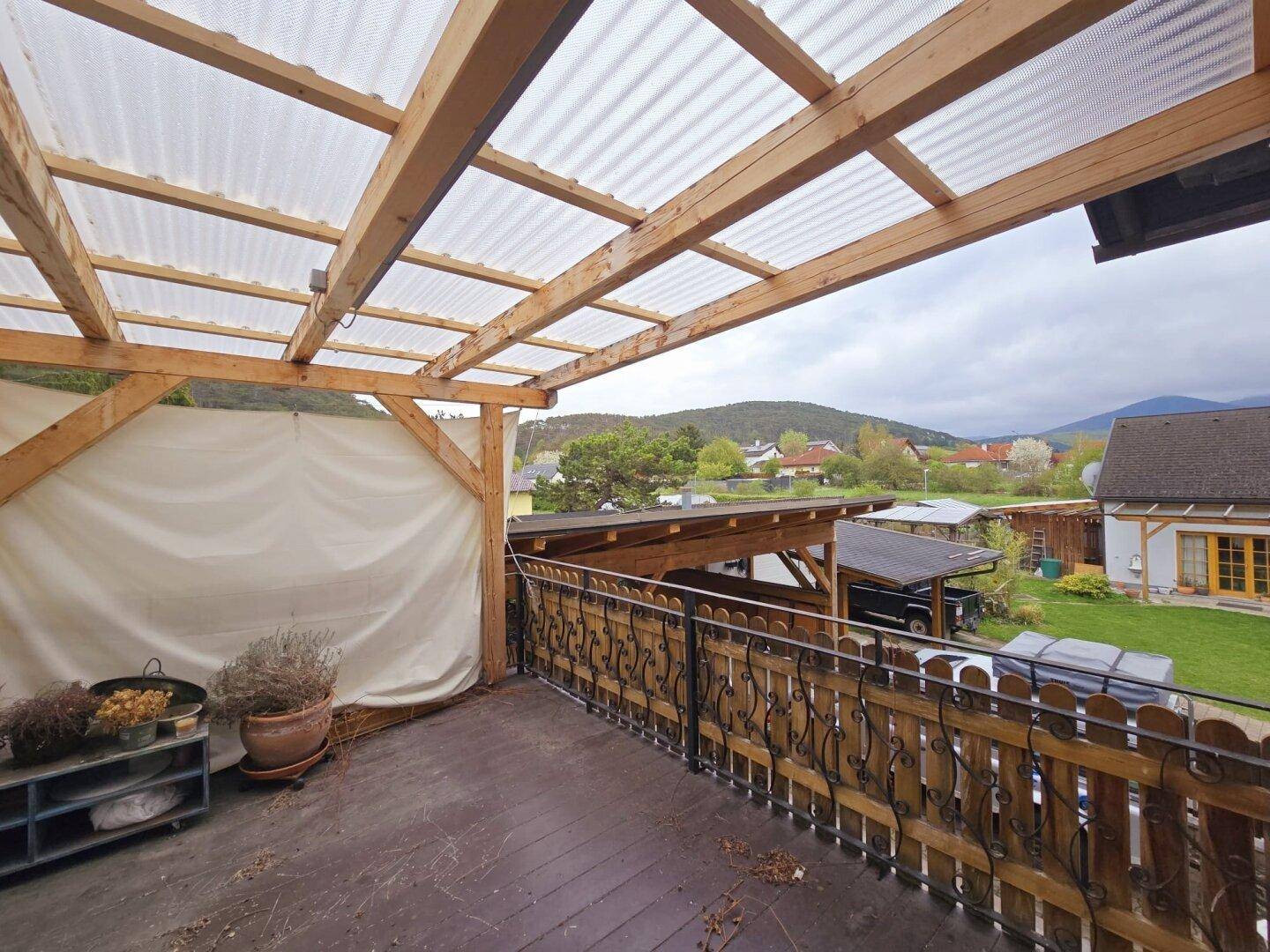 Blick auf die Gutensteiner Alpen + Ideal für 2 Familien + überdachter Pool + 6 Zimmer + 2 Küchen und 2 Bäder + großes Carport – pohled 6