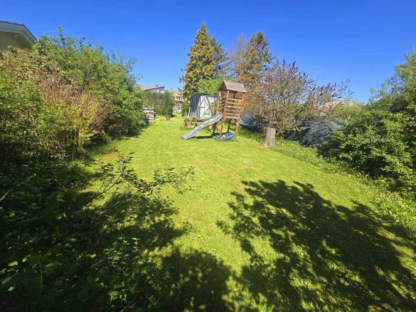Blick auf die Gutensteiner Alpen + Ideal für 2 Familien + überdachter Pool + 6 Zimmer + 2 Küchen und 2 Bäder + großes Carport – pohled 4
