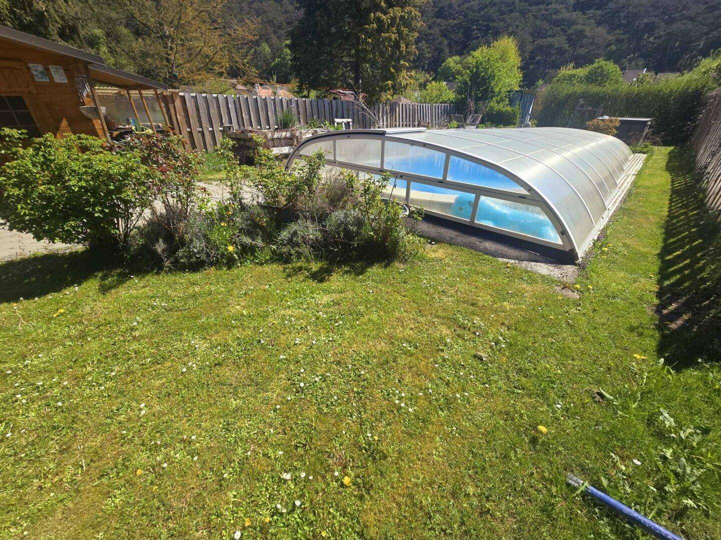 Blick auf die Gutensteiner Alpen + Ideal für 2 Familien + überdachter Pool + 6 Zimmer + 2 Küchen und 2 Bäder + großes Carport – pohled 3