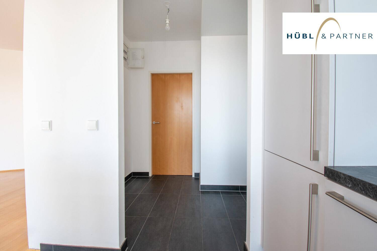 Huebl_Partner_Makler_Wohnung mit Pool und Fitness_Attemsgasse_Kirschblütenpark_viennainternationalschool_u1 Kagran_westfield_012