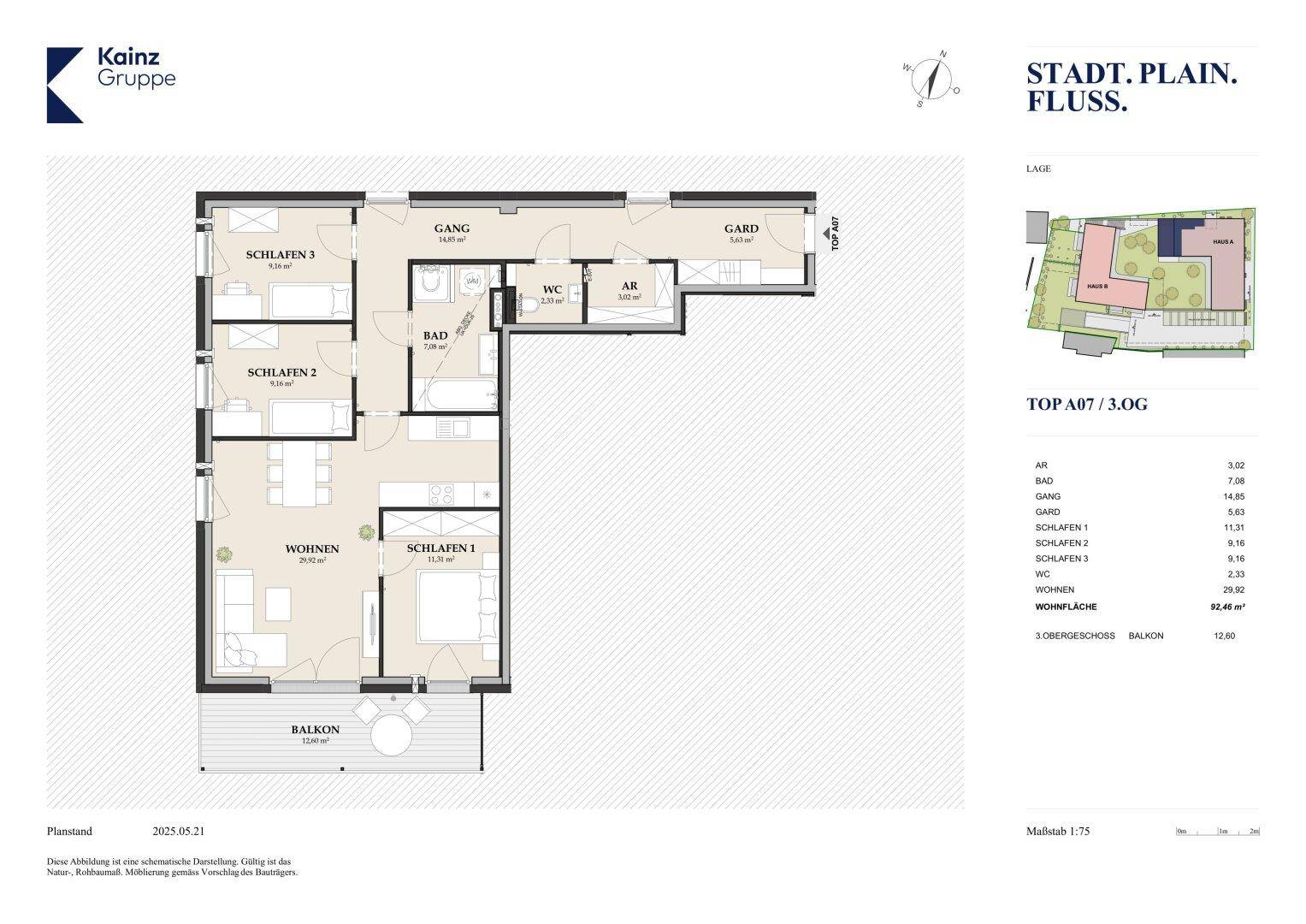 Detaillierter Grundriss einer Wohnung mit drei Schlafzimmern, Bad, separatem WC und Balkon.