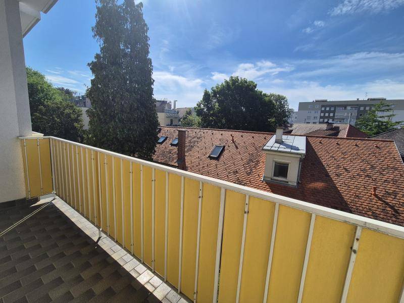TU Nähe: Geräumige Eigentumswohnung (60m²) mit Balkon in Graz-St. Leonhard! – pohled 3