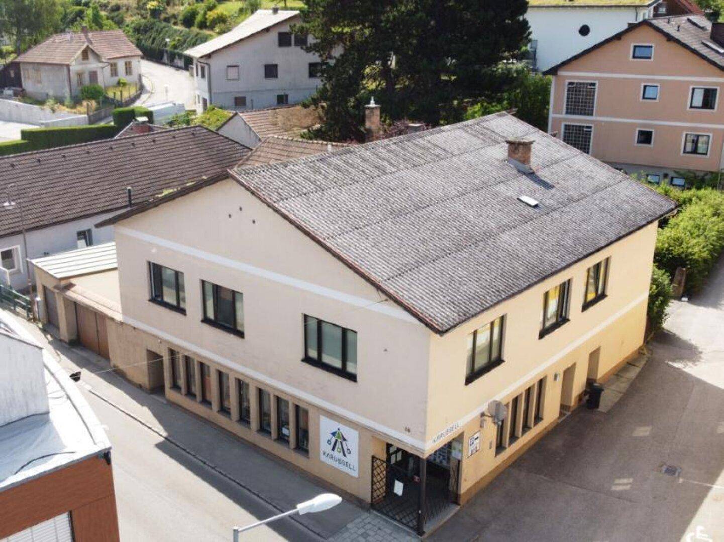 Bauträger-Grundstück mit Altbestand im Ortszentrum/Kerngebiet von Maria Anzbach - Ansicht 2