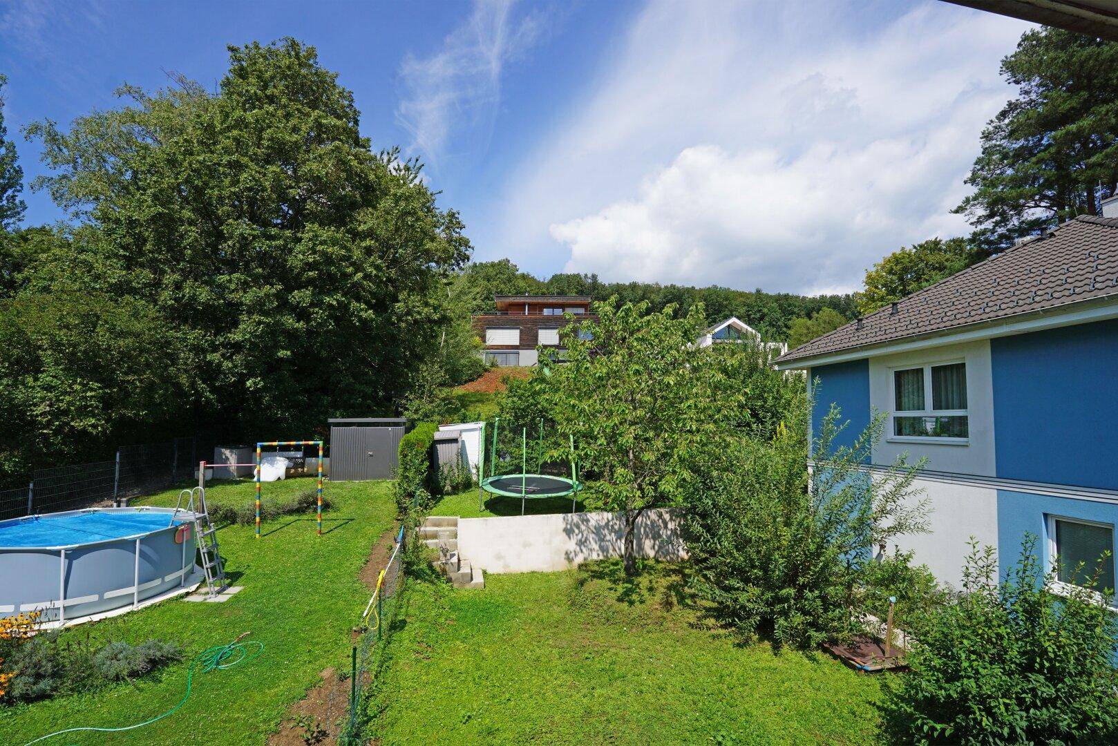 Zimmer 1 Ausblick nach Norden in den Garten