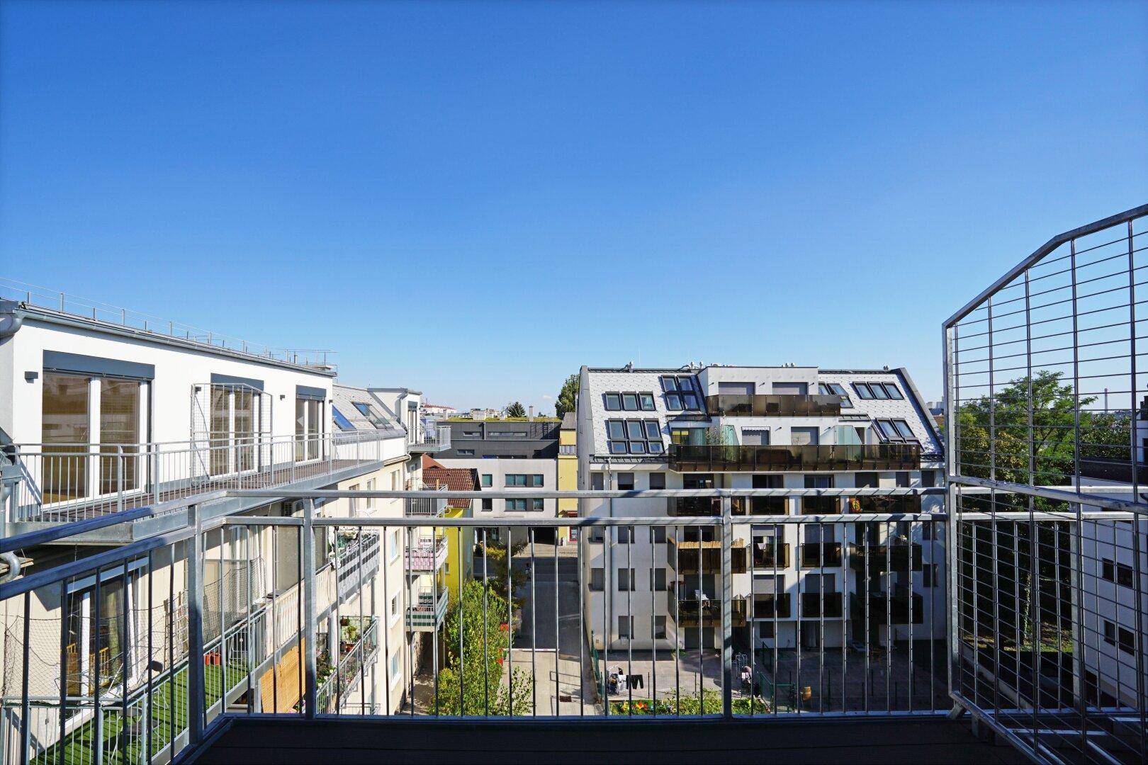 Balkon und Ausblick nach Südosten