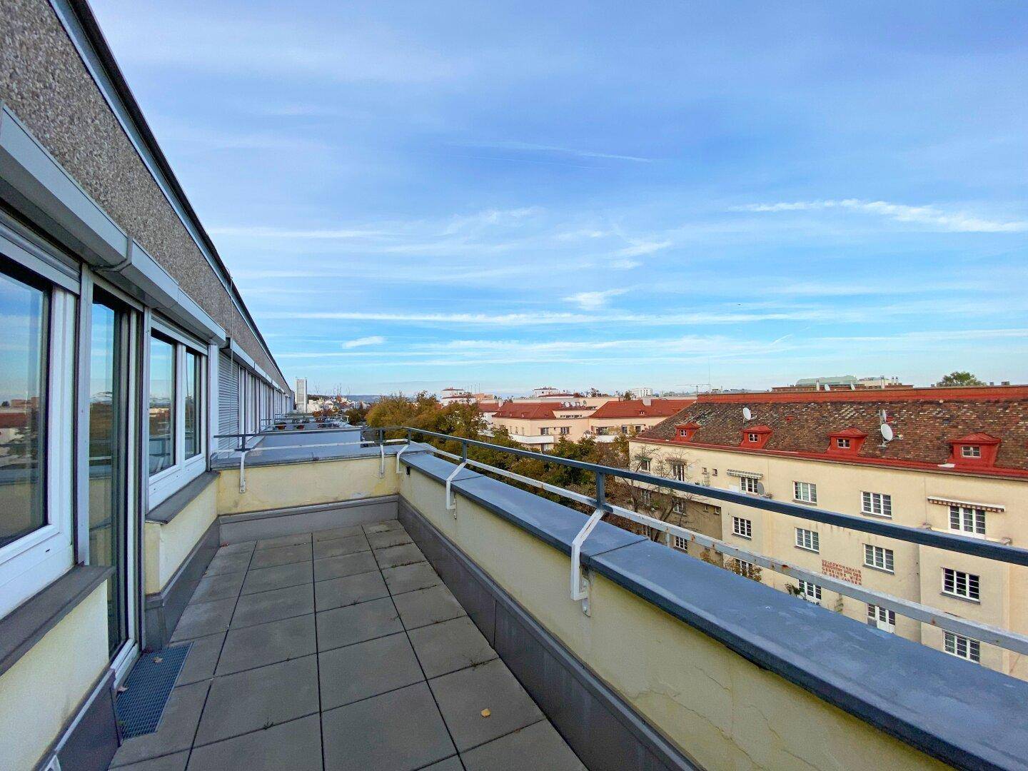 Balkon mit Ausblick Richtung Nordosten