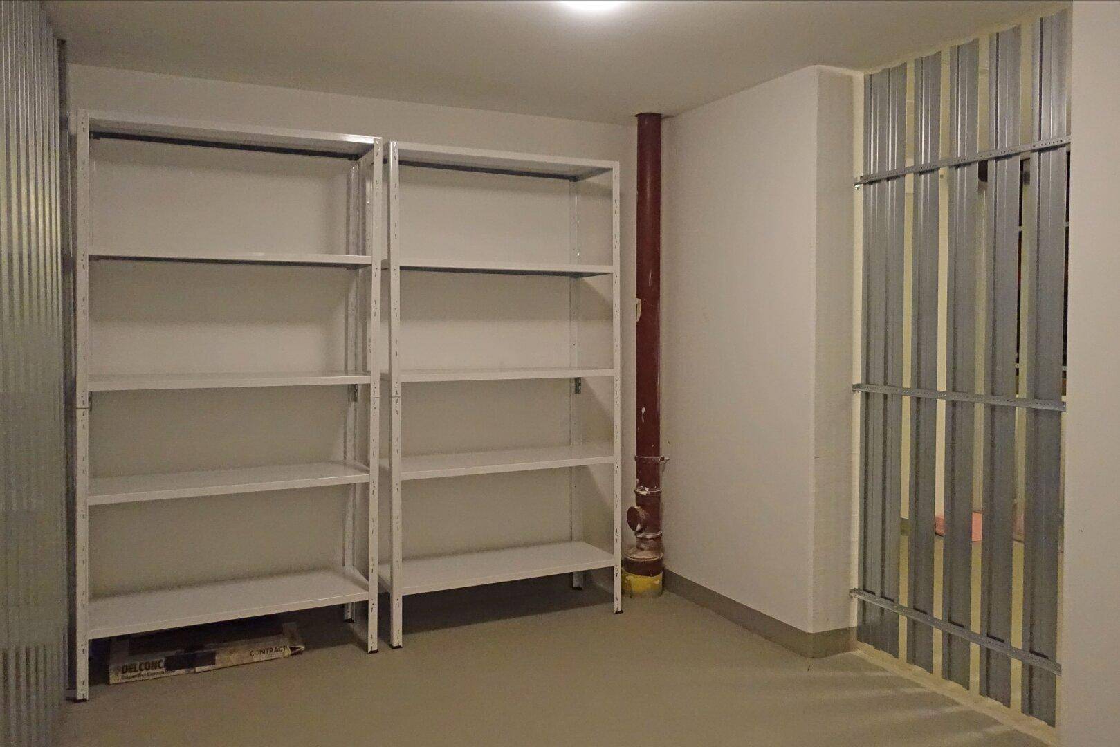 über 8 m² großes Kellerabteil