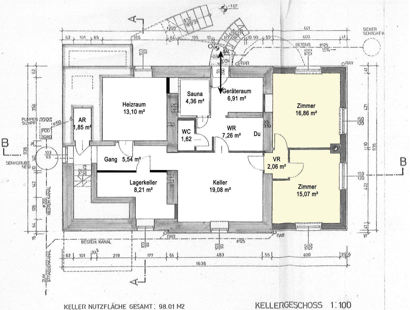 Grundriss des Kellergeschosses mit Sauna, Heizraum, Lagerkeller und weiteren Zimmern.