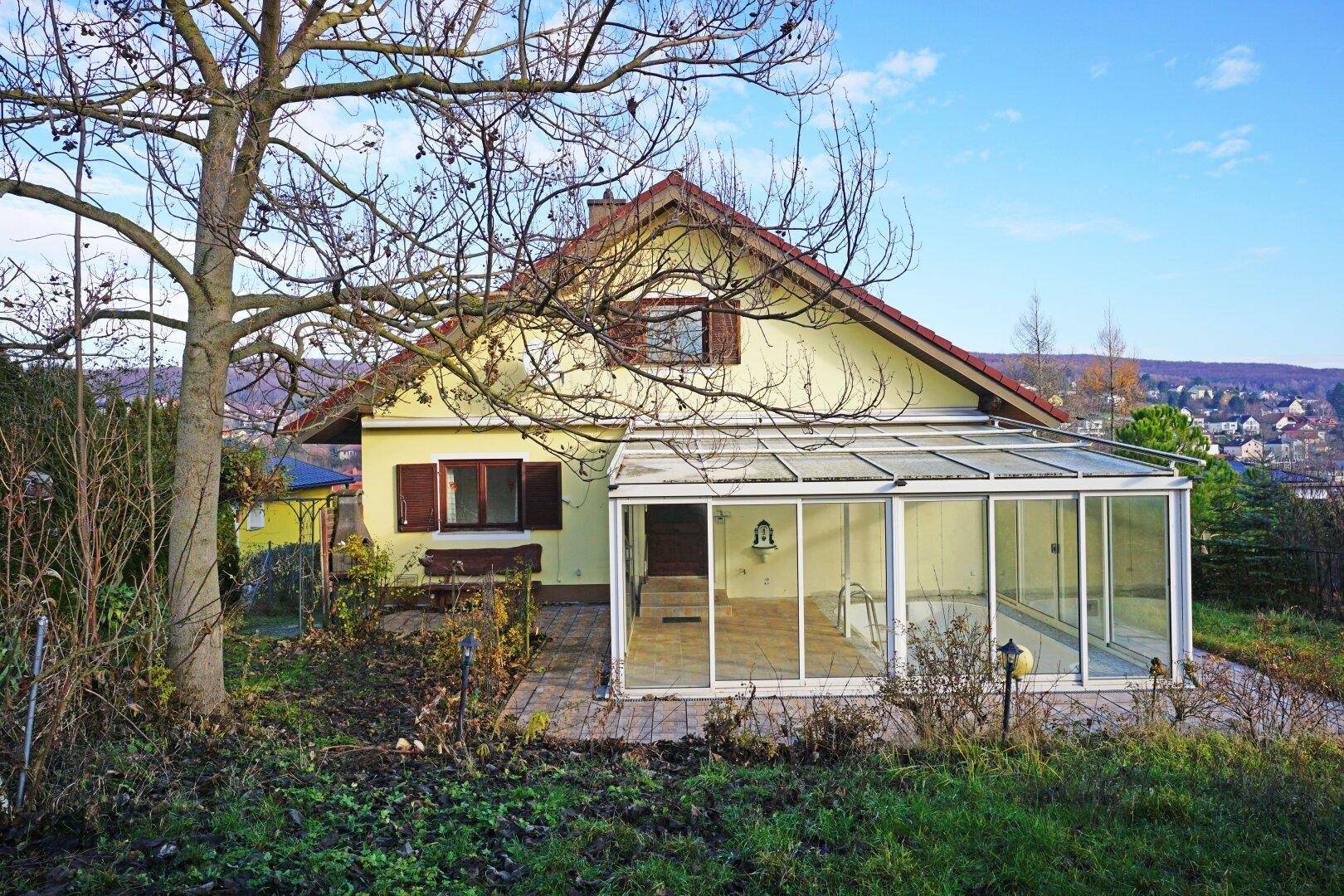 Nordwestseite mit Wintergarten