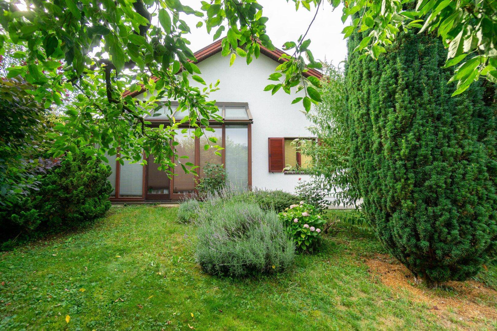 Hausansicht gartenseitig