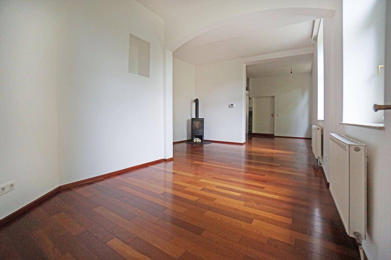 Wohnzimmer Richtung Küche
