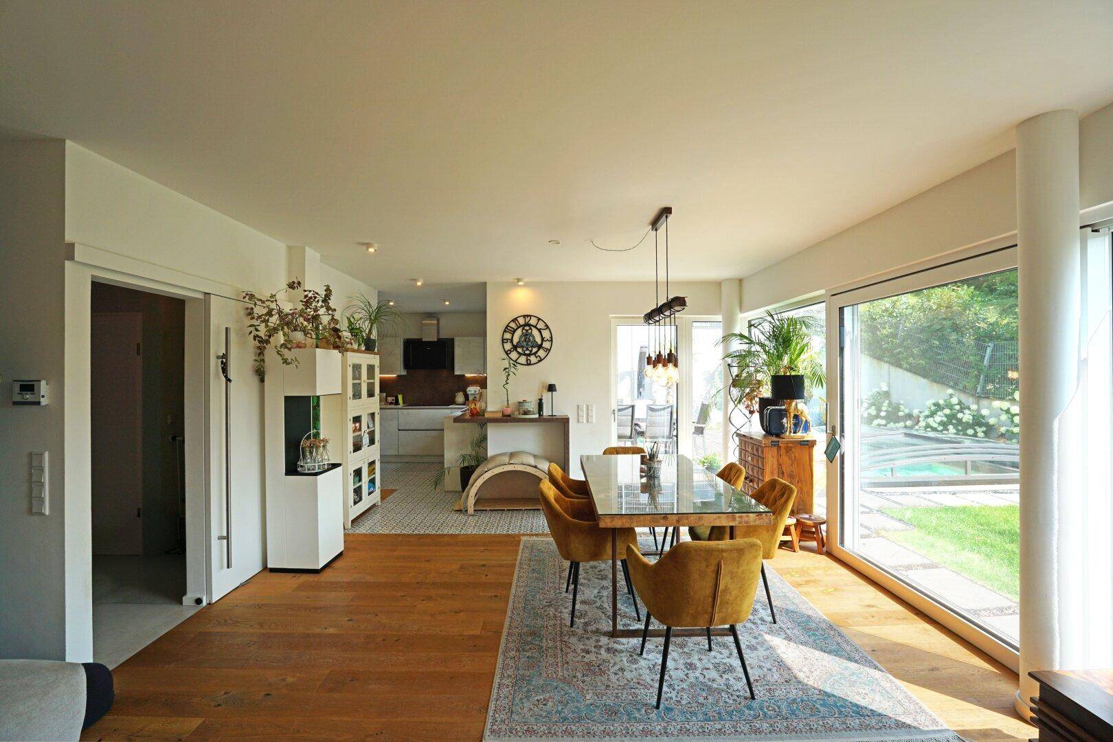 Wohnzimmer Richtung Küche