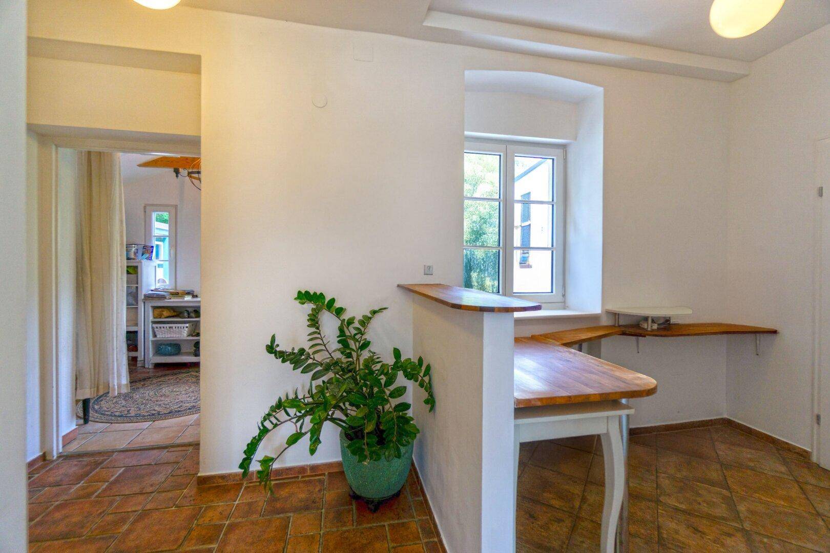 DG_Vorraum Richtung Zimmer 3