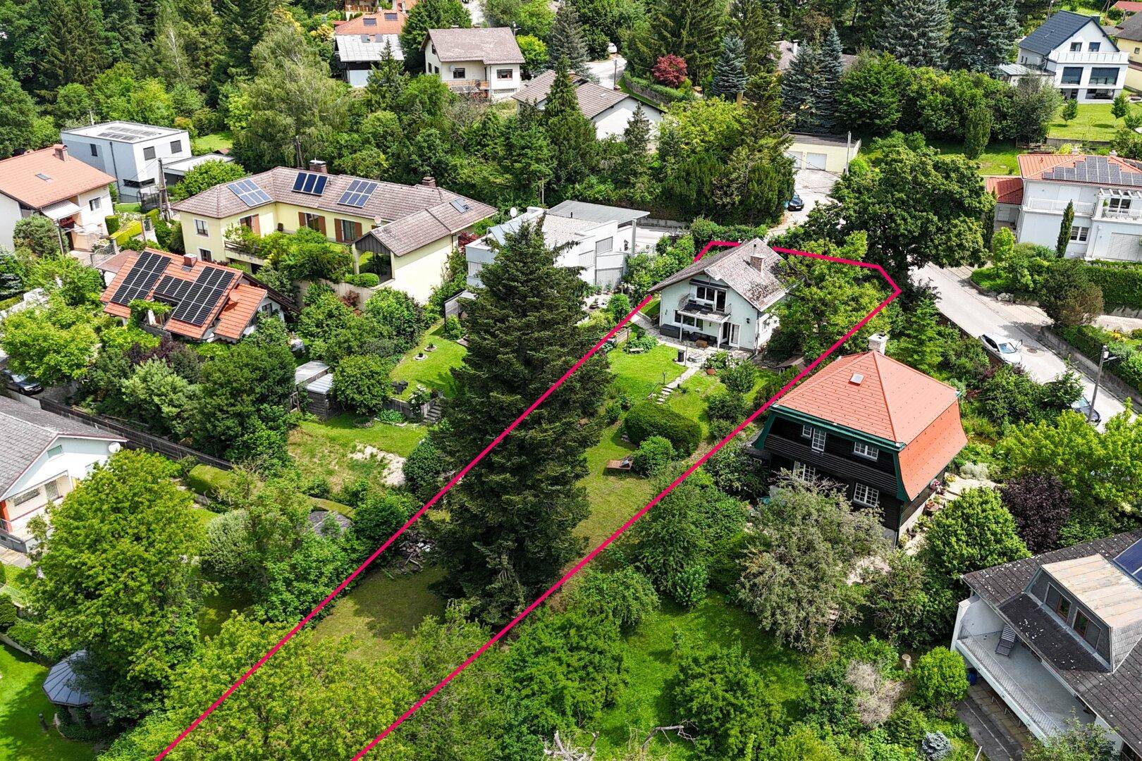 Entzückendes Einfamilienhaus mit großem Südwest-Grundstück und Teilungsmöglichkeit - Ansicht 2