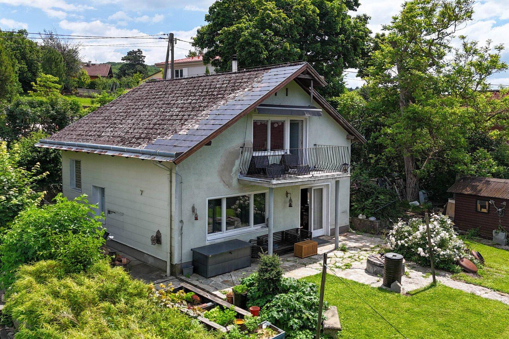 Entzückendes Einfamilienhaus mit großem Südwest-Grundstück und Teilungsmöglichkeit - Ansicht 6