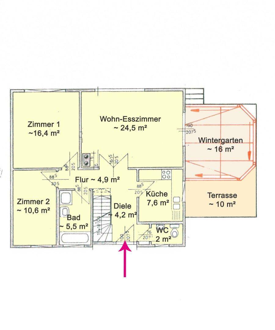 Grundriss des Erdgeschosses mit Wohn-Esszimmer, Küche, zwei Zimmern und Wintergarten.