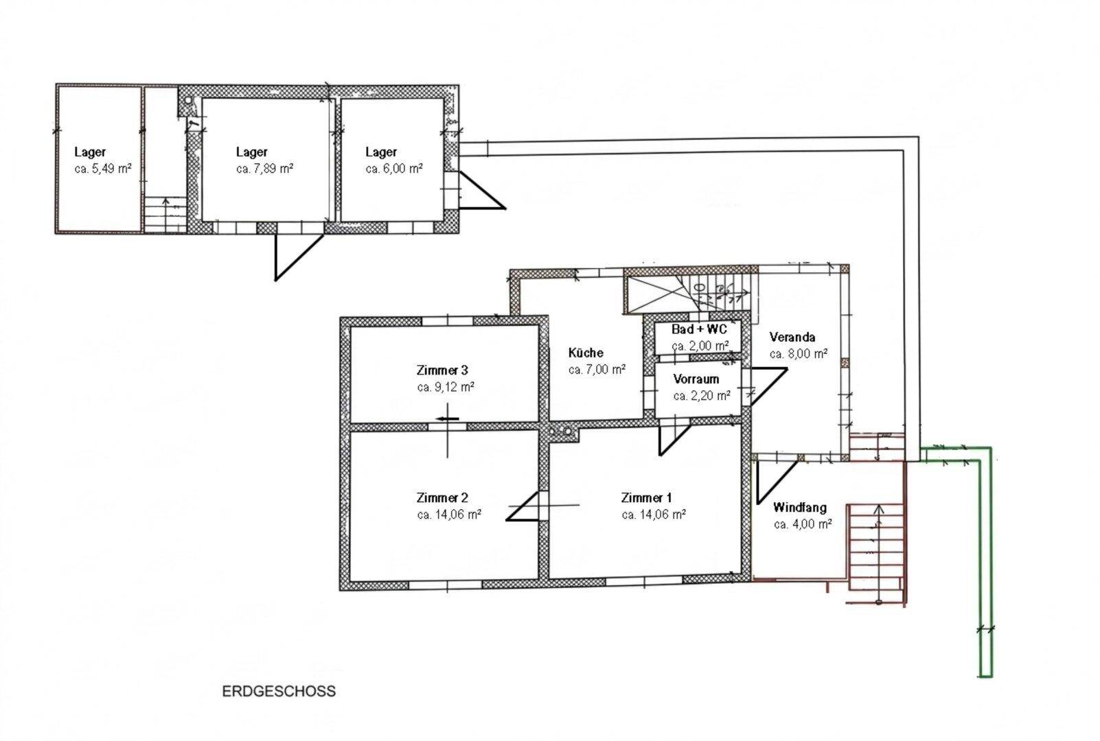 Grundriss des Erdgeschosses mit drei Zimmern, Küche, Bad, WC und Veranda.