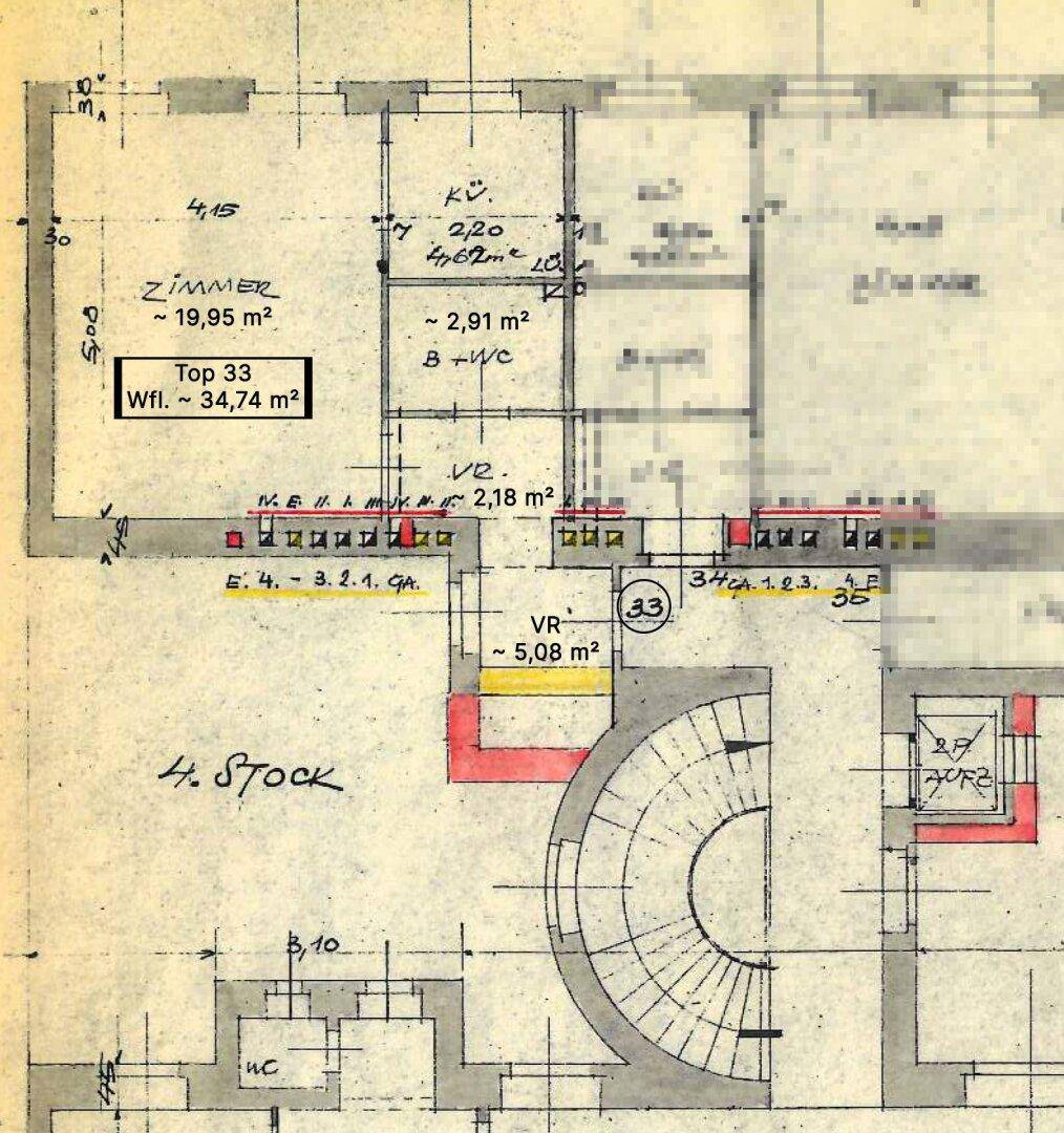 Grundriss einer Wohnung im 4. Stock mit Zimmern, Bad und WC sowie Treppenhaus.