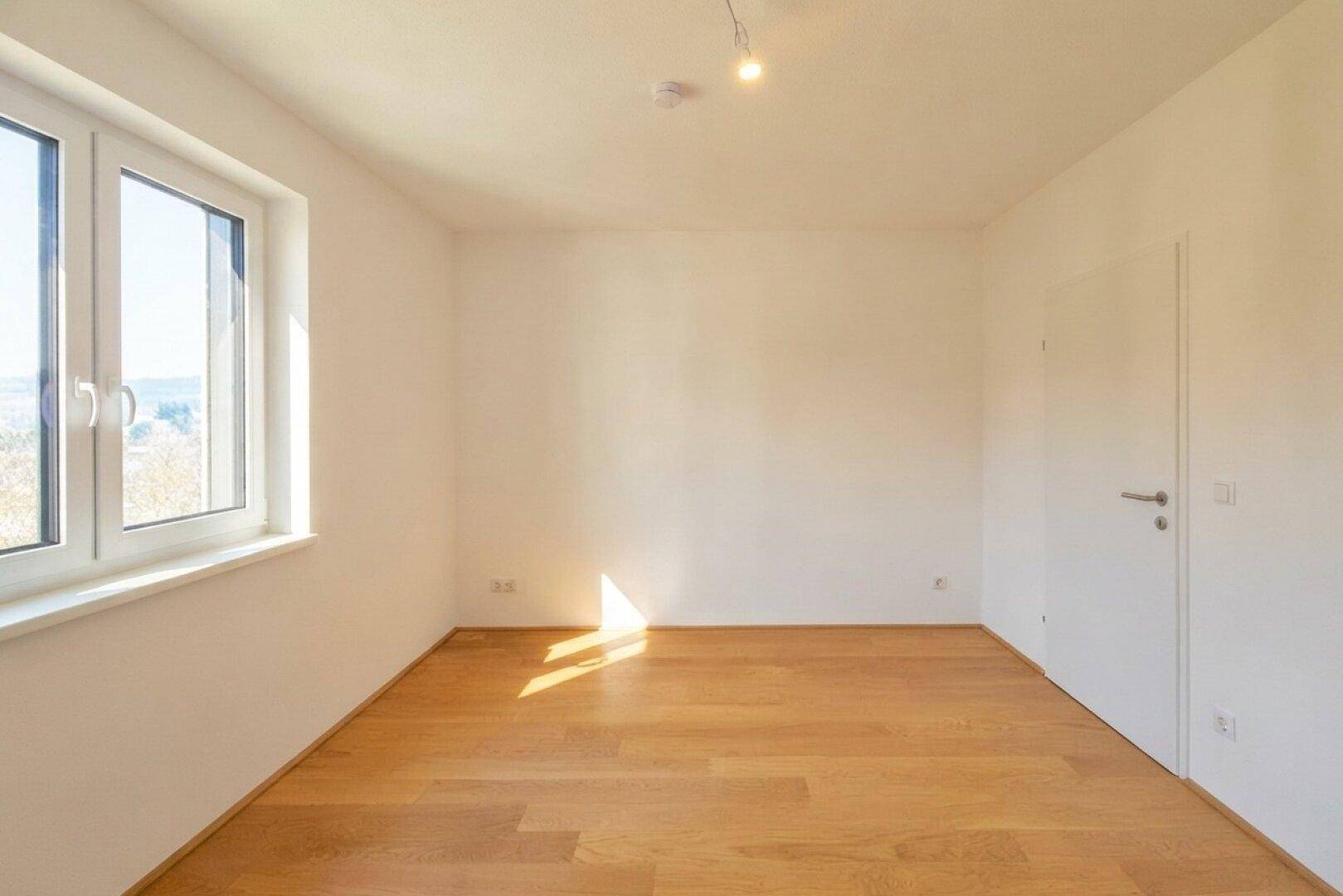 Schlafzimmer nach Südosten ausgerichtet