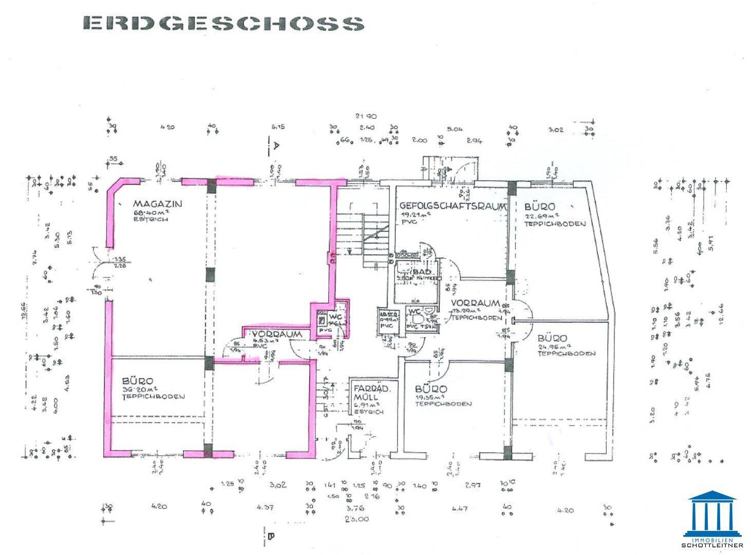 Grundriss des Erdgeschosses mit verschiedenen Büroräumen und einem Magazin.